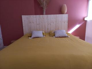 Studio 30 m2, 15 minutes from Laval - 5