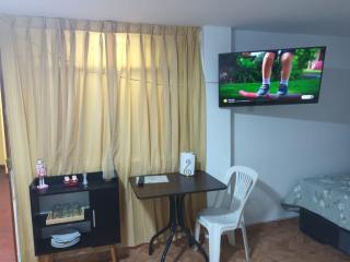 A Y J Familia - Private Apartment - Free Airport Pickup for Groups - 7