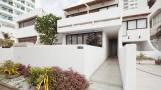 Luxury 2BR House with Ocean View in Castillogrande - 0