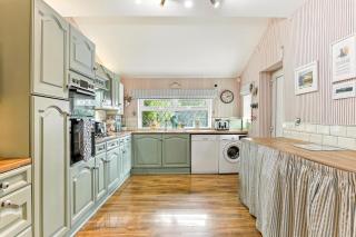 Clifford Cottage - 2