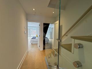 Brand New Chic Townhouse in Toronto close to Yonge - 7