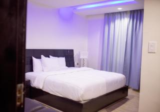 Medallion Hotels - 8