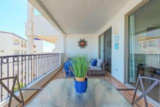 Coastal Getaway on Sandy Beach D502 Casa Blanca - 2