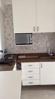 Flat muito confortável ao lado da pracinha - 2