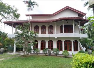 LEON Villa Bentota - 0