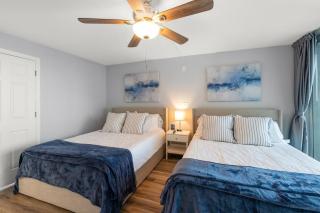 Beach, Gulf, and Bay Views plus 2 Balconies with Pool and Sleeps 6 - 7