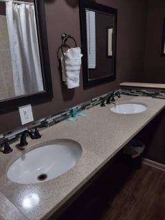 Elma Lodge and Suites - 1