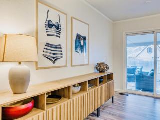 Heart of Tulsa, game room, fireplace, Sleeps 8 - 7