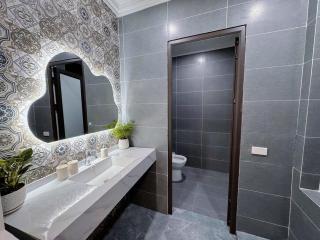 A LUC HOUSE CatBa - 7