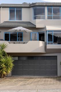 The Catch on Commons - Downtown Mount Maunganui - 9