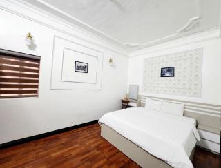 The Lake Silk Hanoi Boutique Hotel & Spa - 3