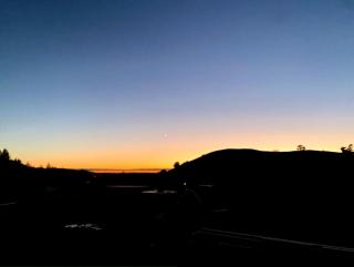 Modern Countryside Escape with Spa & Views - 8