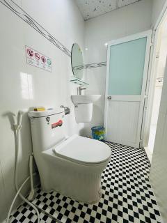 Nhà Nghỉ Hồng Châu - 5