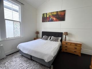 waterfront house - 5