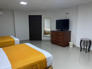 Hotel Frontera Baja - 4