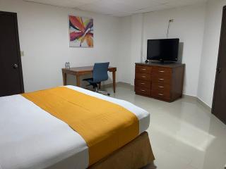 Hotel Frontera Baja - 1