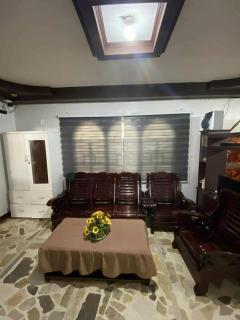 Affordable house with air-conditioned rooms - 0