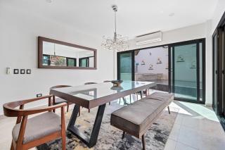 #Marbella Lane - Premium Ocean View Villa & Pool - 2