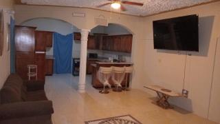 Doreen's Ranch Master Suite - 1