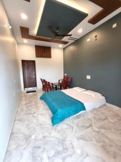 Dream Hampi Villa & Home Stay - 6