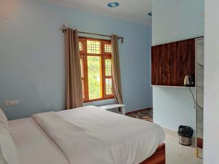 TSR Inn By Xplore Mantra Hotel and Cafe, Nagtibba - 7