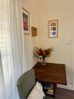 York Wildflower Junior Suite - 9