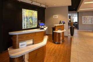 Courtyard by Marriott Lenox Berkshires - 4