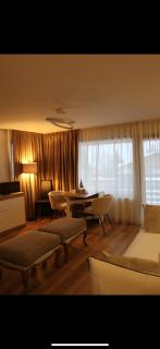 Crans Montana-Snow island - Lens - 0