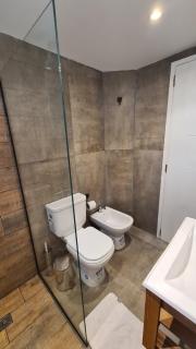 Monoambiente con deck y vista al lago en Playa Bonita - 6