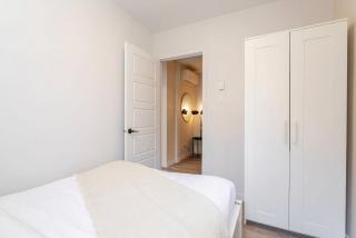 Two Bedrooms apartment next to place des arts Saint Denis - 5