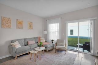 2BR Ensuite - Pool Gym - Near Beach - Lake View Patio - Jax n Historic St Aug - 4