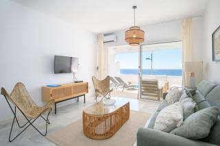 Sol Eterno - luxury Aparmtent with direct oceanview and extra services - 1