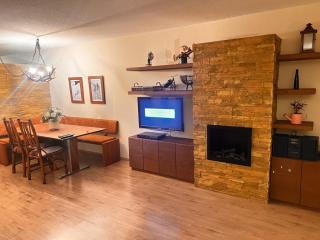 Cozy Holiday Apartment in the Heart of Davos - 2