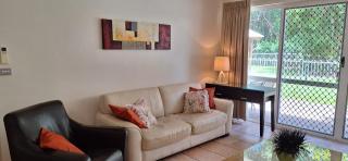 Tranquil Oasis Palm Cove - 5