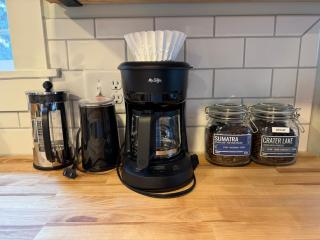 State Street Cottage, Suite 1 - 2