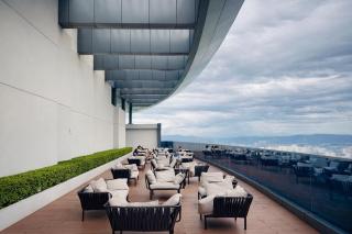 Eaton Residences By SKYRA - 4