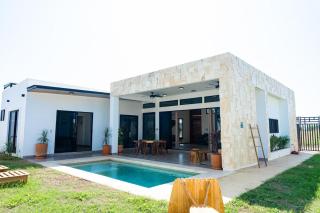 Casa Yuu - Pool and Private Garden near the sea - 0