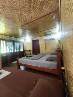 Mook Bamboo Bungalows - 9