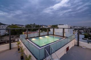 The Parmatma Hotel - 5