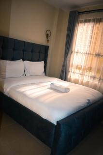 Ravic Homes ,Lake View, Shawmut Suites - 6