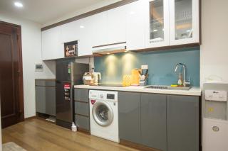 Sumitomo Apartment - Lane 551 Kim Ma street - 3