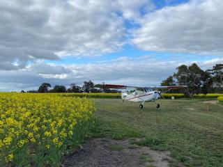 Woburn Field Hangar House in York - 5