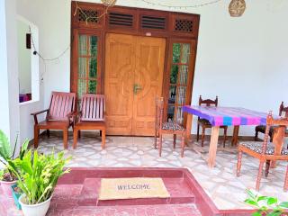 Hike & Stay Ella - 8