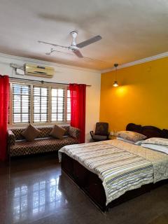 Stay like home service apartment Richmond Town - 0