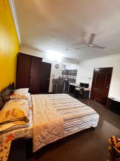 Stay like home service apartment Richmond Town - 6