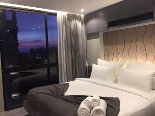 luxury apartment at Kamala - 3