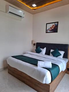 Hotel Baba Kinaram Kutir Varanasi - 8