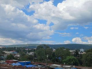 Luxe Cozy Studio w Roof Top View, 5G WiFi, Netflix - 9