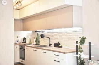 Boutique 2-Bedroom Apartment Downtown Burgas - 2