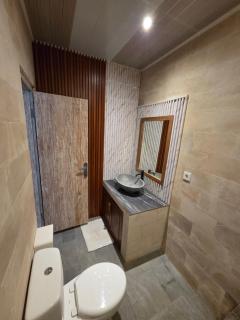 Tebanyoman Guesthouse - 8